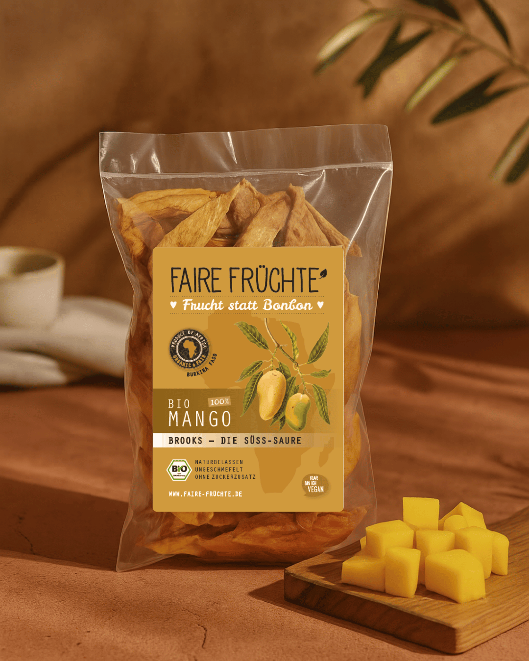 Bio Mangostreifen Brooks 100g Packung - süß-saure getrocknete Mango aus Burkina Faso
